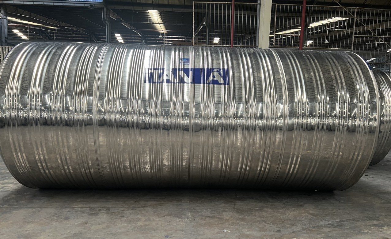 So sánh bồn inox 20000L ngang Hwata Tân Á Đại Thành
